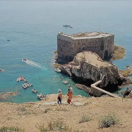 Neptunos - House