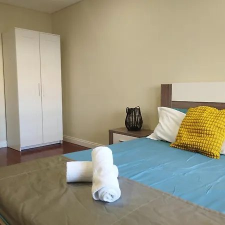 Neptunos - House * Peniche